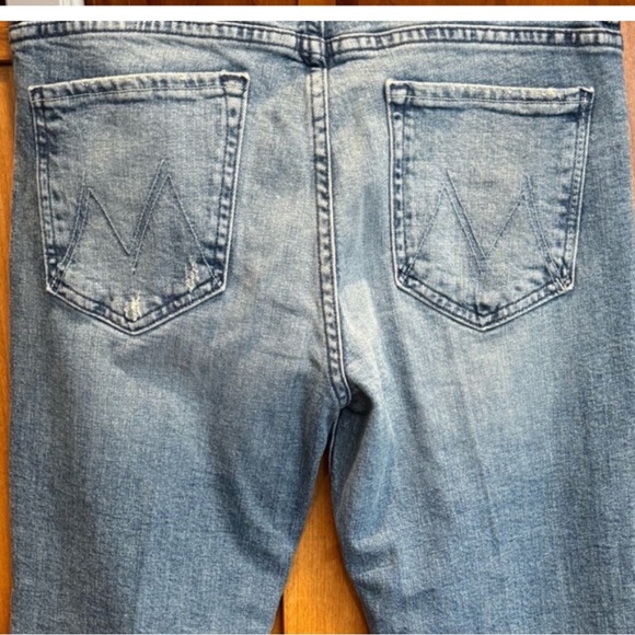 NWT MOTHER DENIM The Weekender Fray, Punk Charming Wash, Sz 31 - Picture 6 of 9